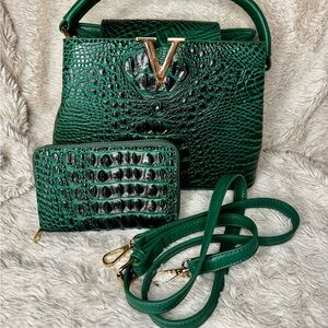 Elegant Green Crocodile-Embossed Handbag Set